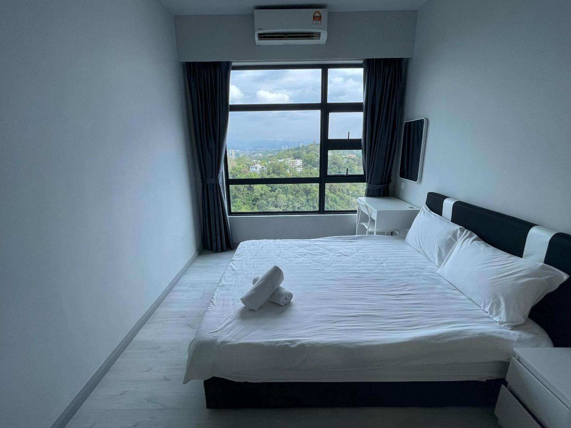 J&w Jesselton Quay, Surla Sabah, Walk To Terminal Jesselton Point Apartment *